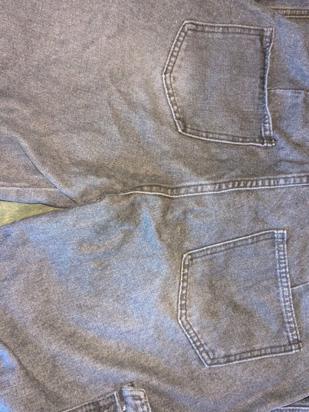 Jeans - Picture 3 of 3